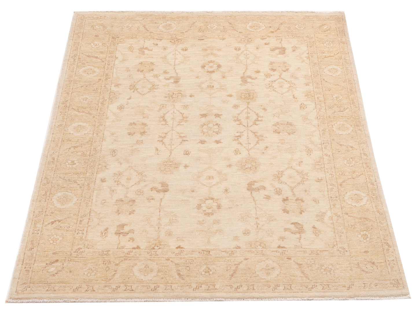 Laila 115290 Ivory Gold 4.7x6.6 Hand Knotted Rug