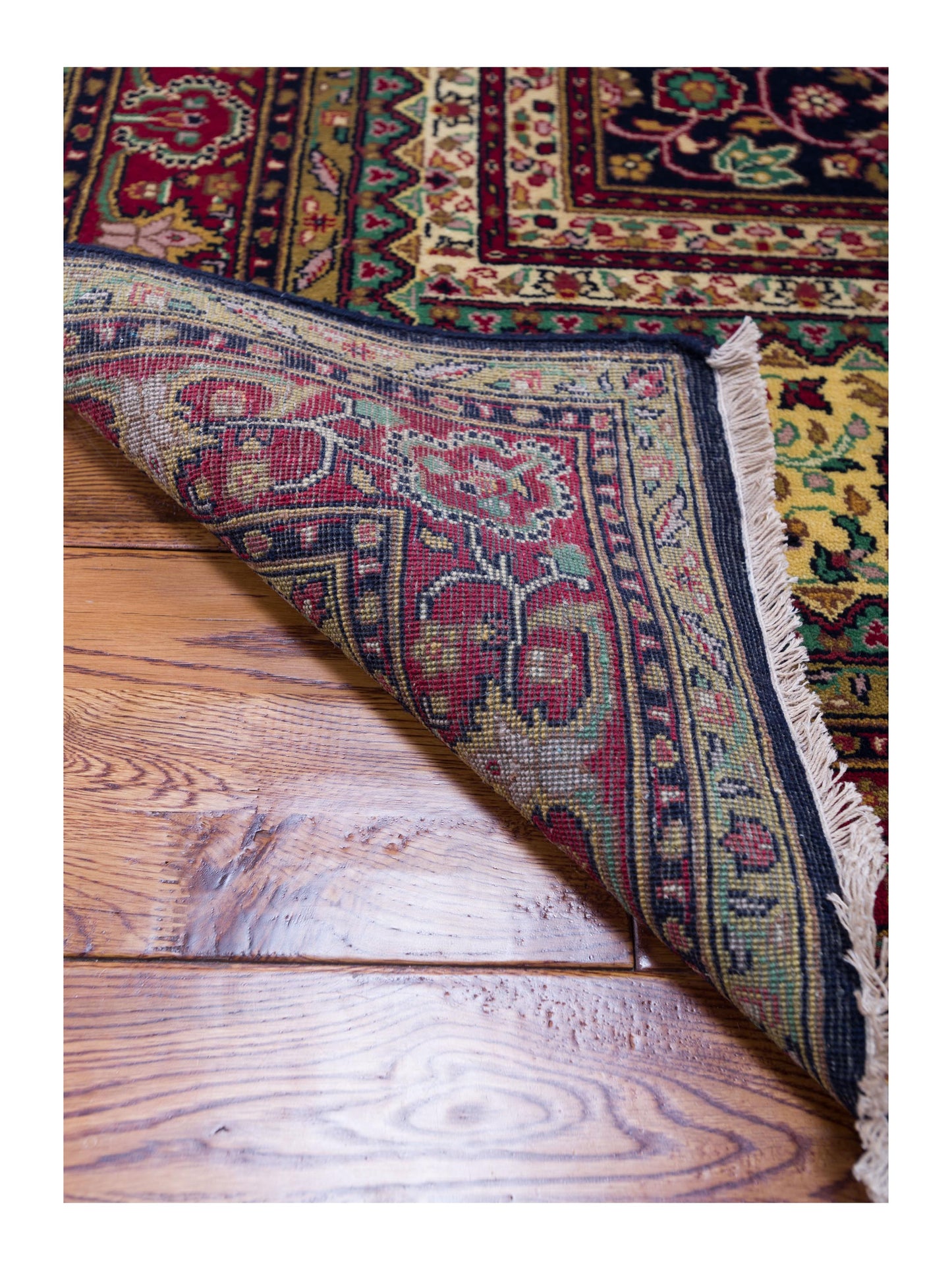 Sivas 127026 Black Red 4x6 Hand Knotted Rug