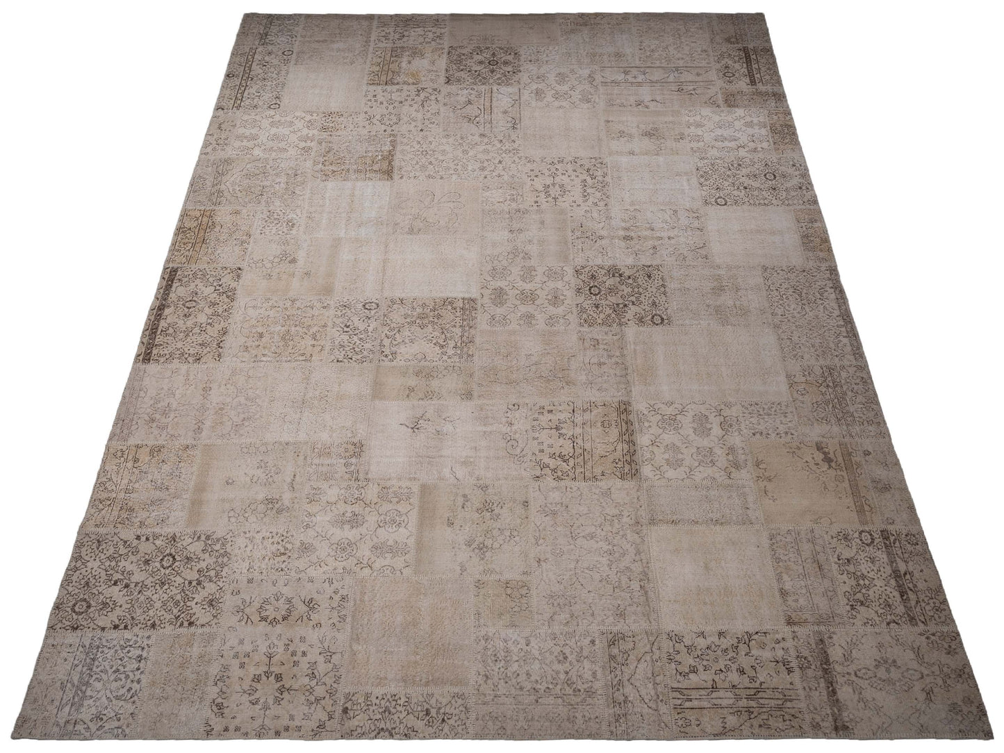 Turkish Vestige Patchwork 123799 Natural 12x18 Hand Knotted Rug