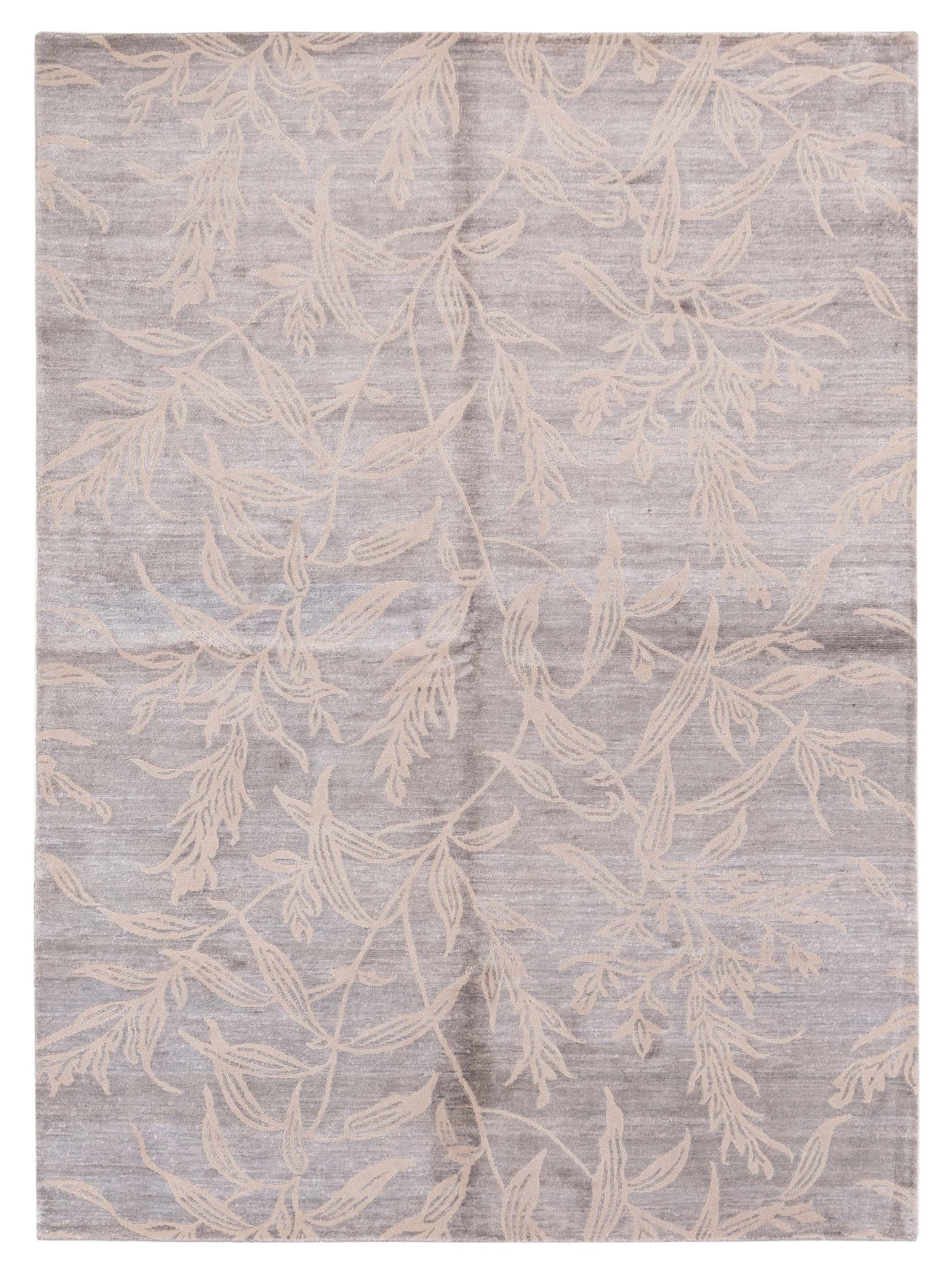 Siena Tibetino  Silver Silver Contemporary