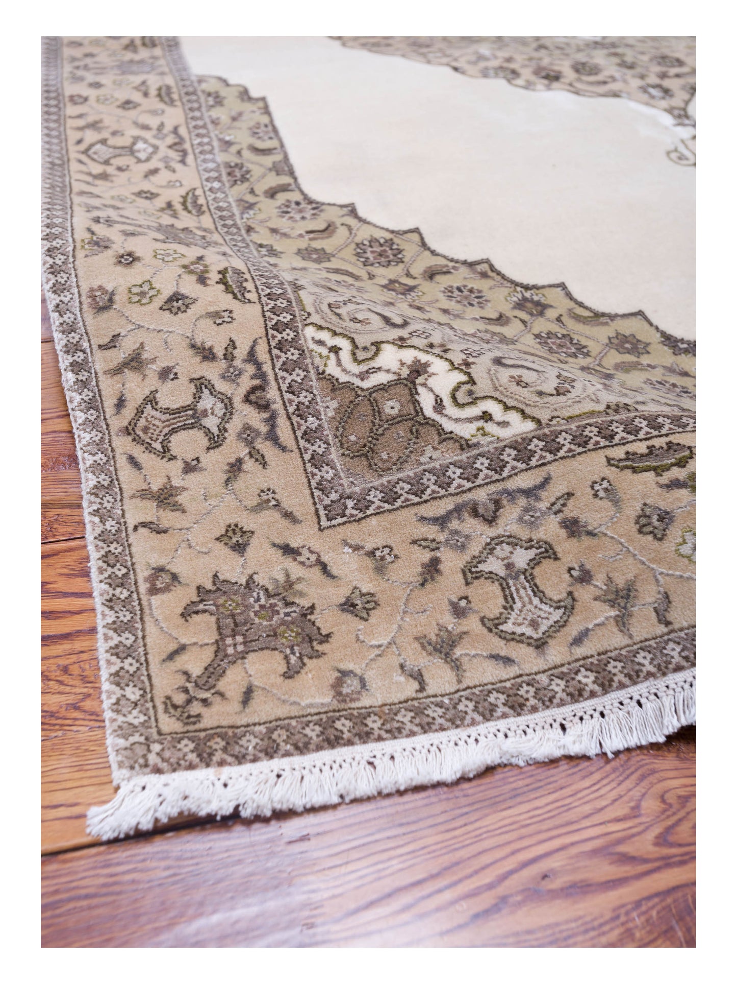 Imperial 116470 Ivory Beige 4.1x6.4 Hand Knotted Rug