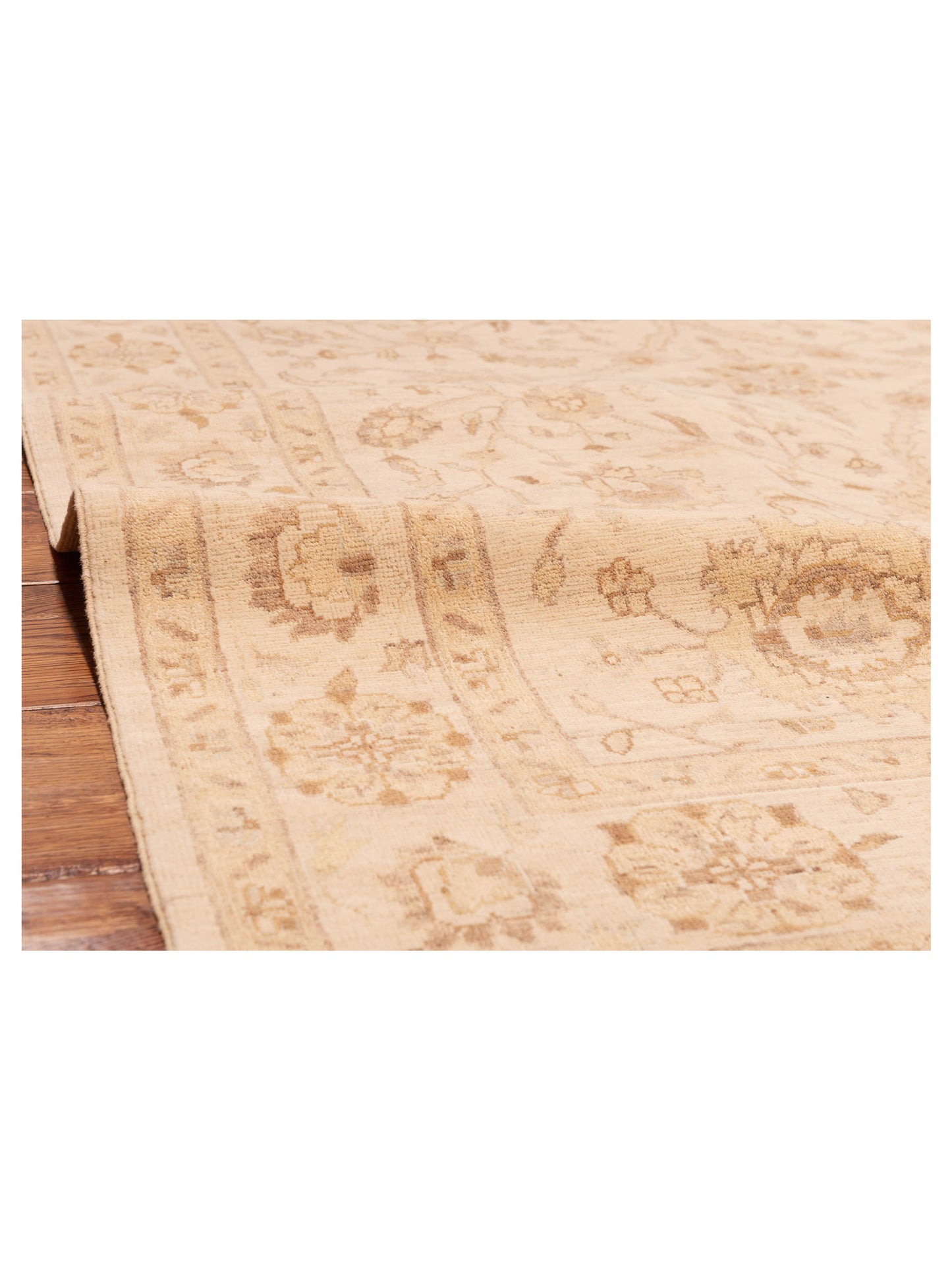 Laila 112523 Ivory Ivory 5.7x7.10 Hand Knotted Rug