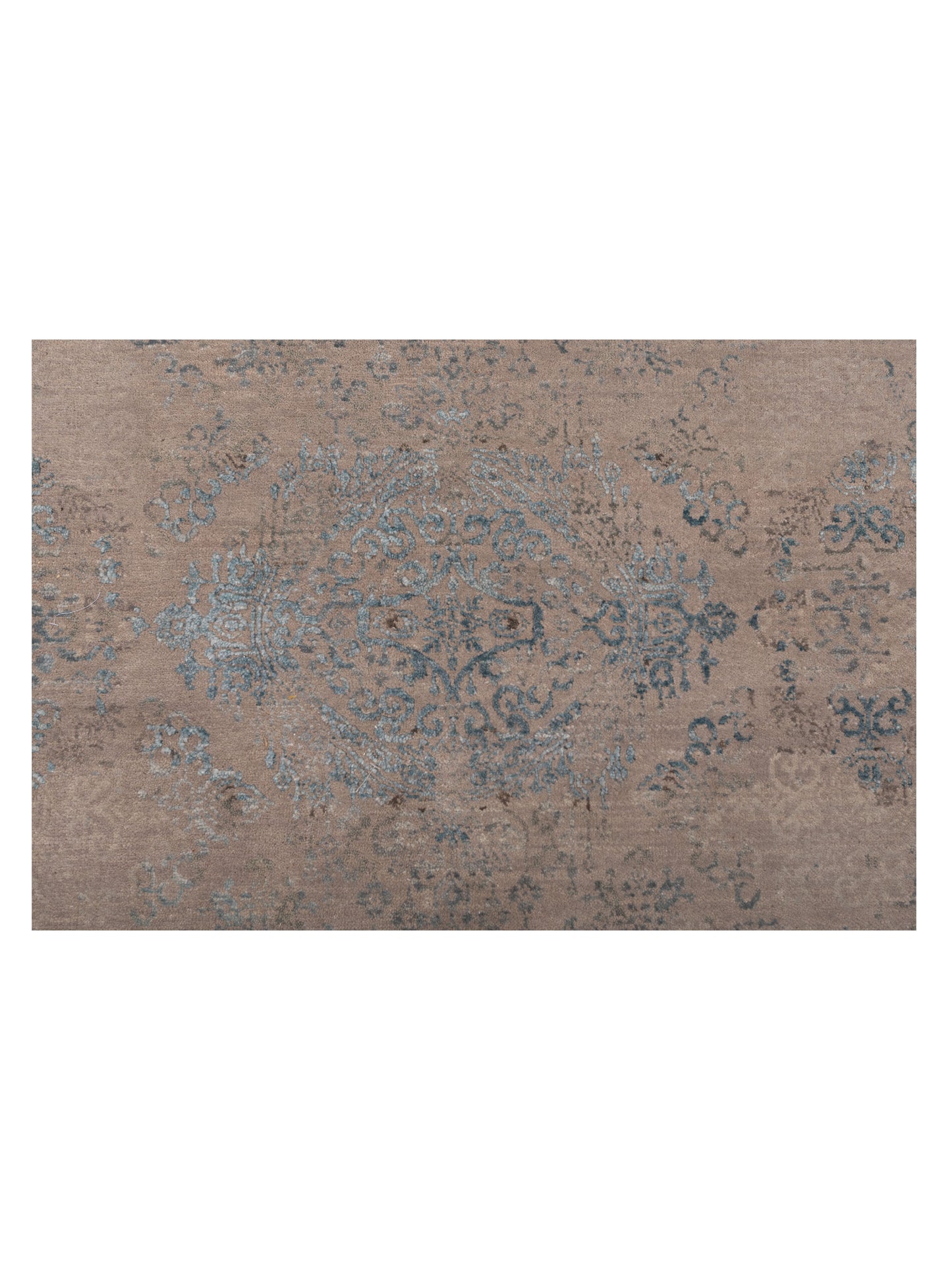 Dazzling 128070 Silver 9.11x14 Hand Knotted Rug
