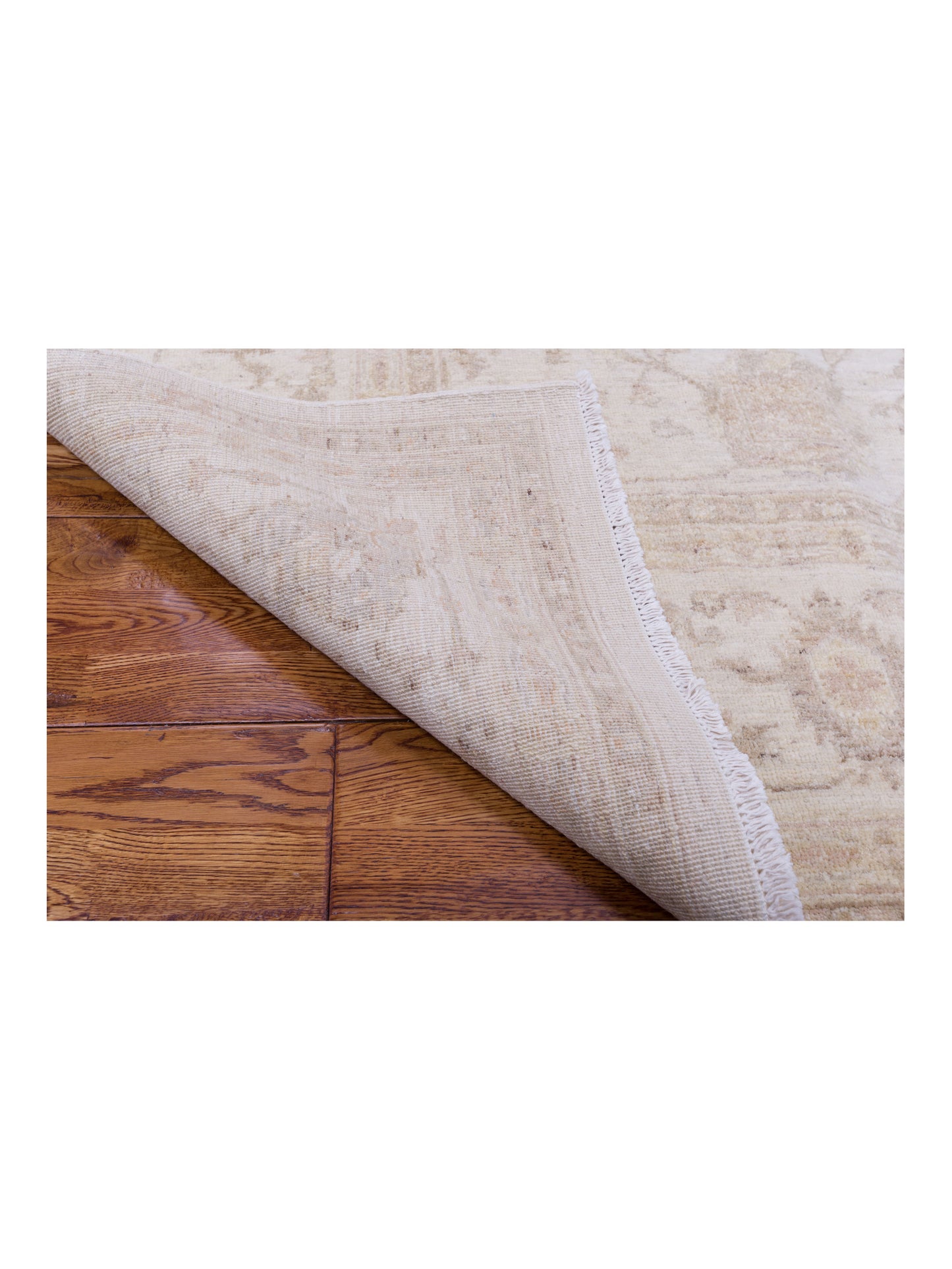 Laila 115209 Ivory Ivory 7.10x9.9 Hand Knotted Rug