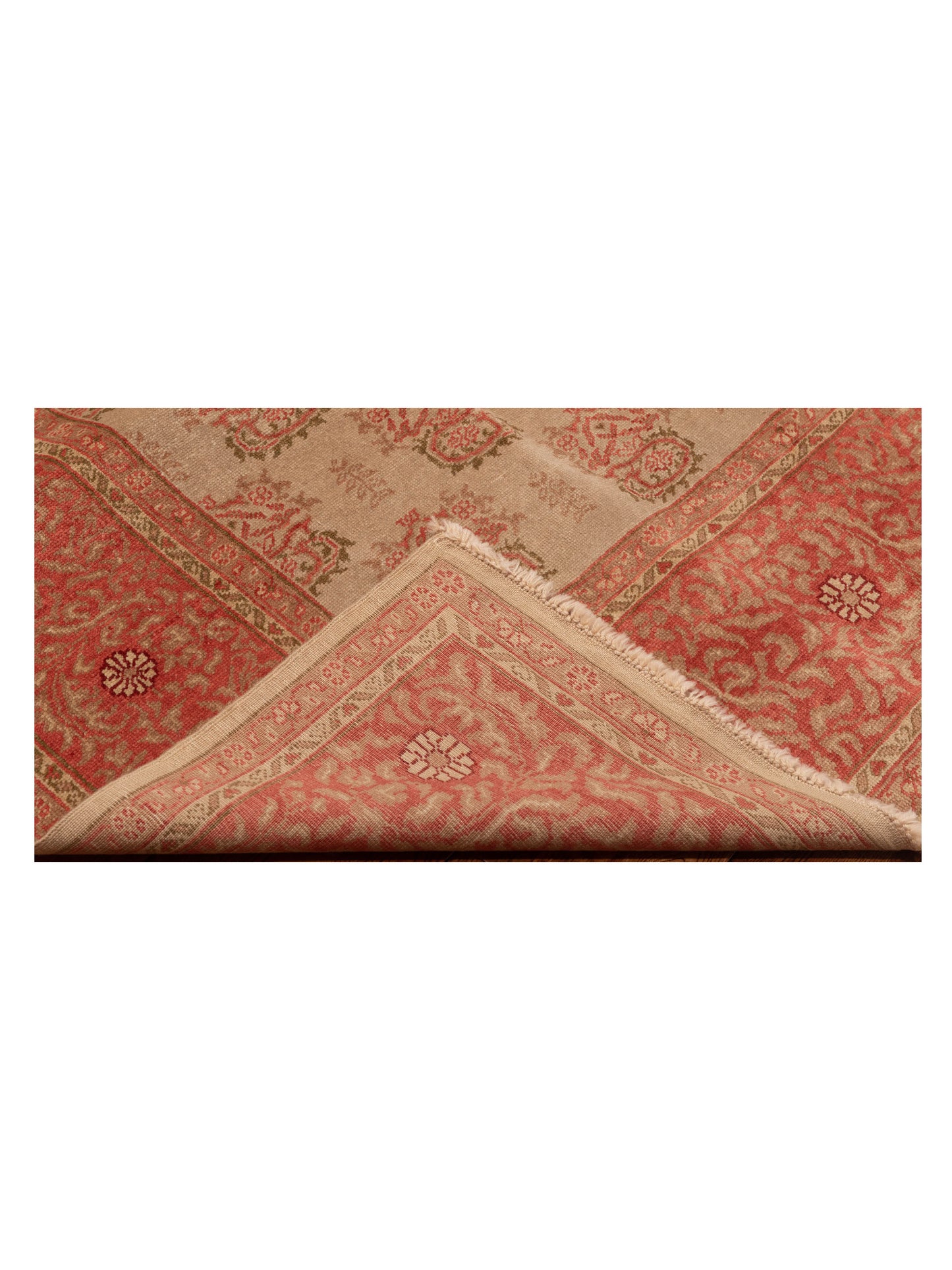 Antique Loom 147397 Ivory Pink 6.9x9.5 Hand Knotted Rug