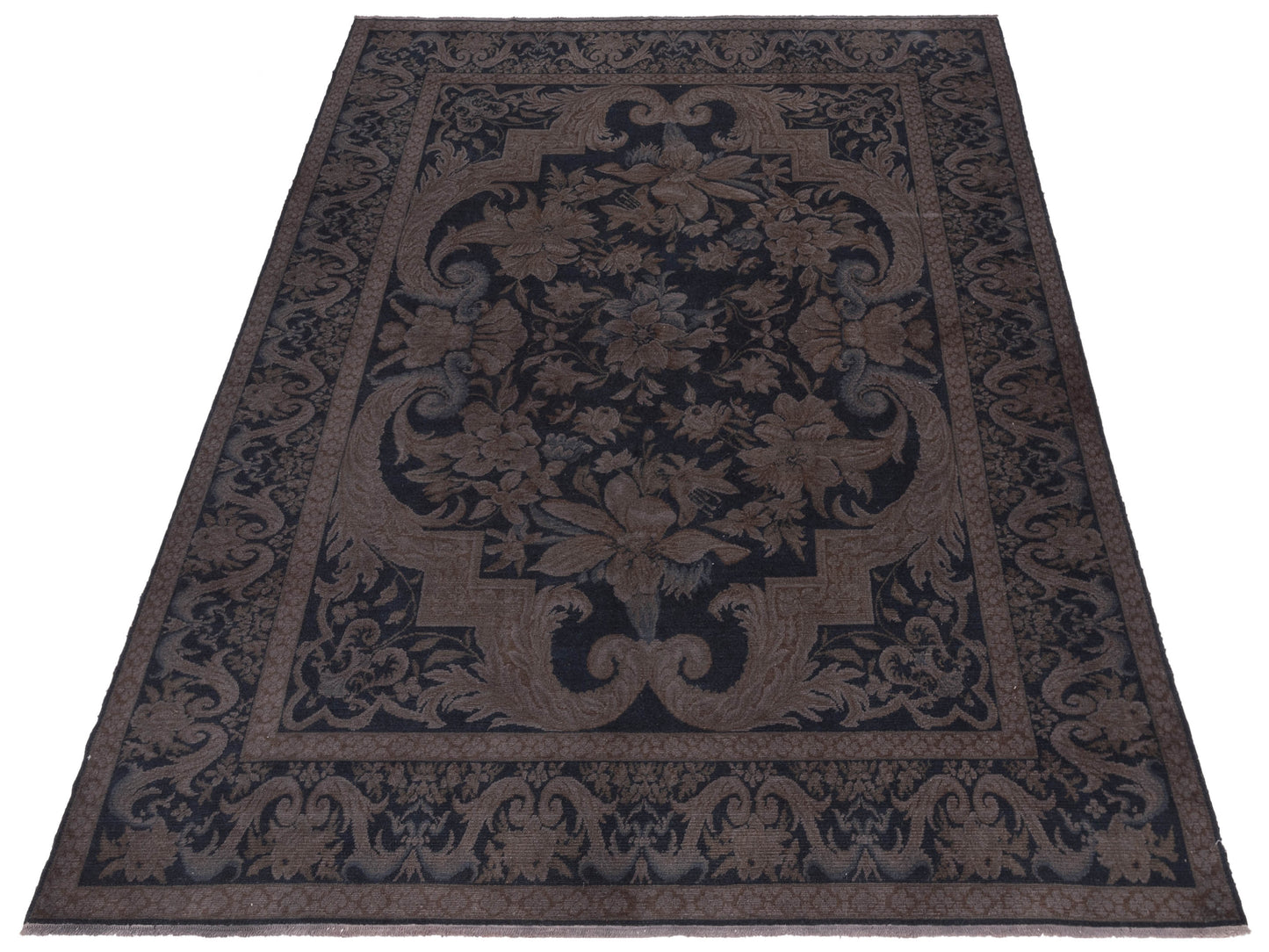 Vintage 108921 Charcoal 9.9x12 Hand Knotted Rug