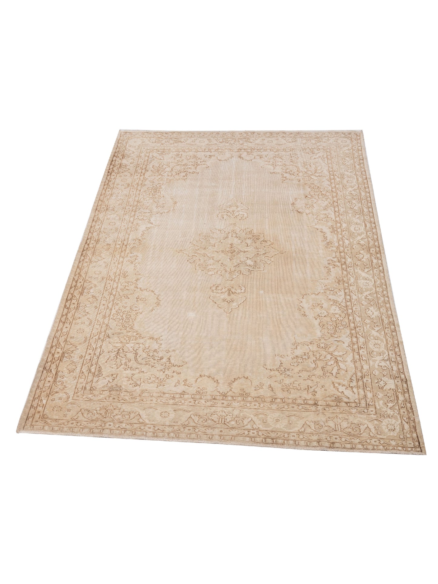 Vintage 119710 Ivory 7.4x10.7 Hand Knotted Rug